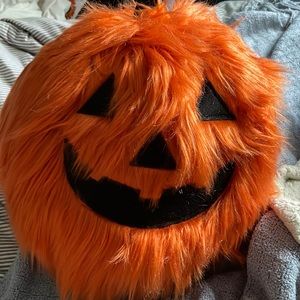 NOVOGRATZ Fluffy Jack-O-Lantern Face Pillow